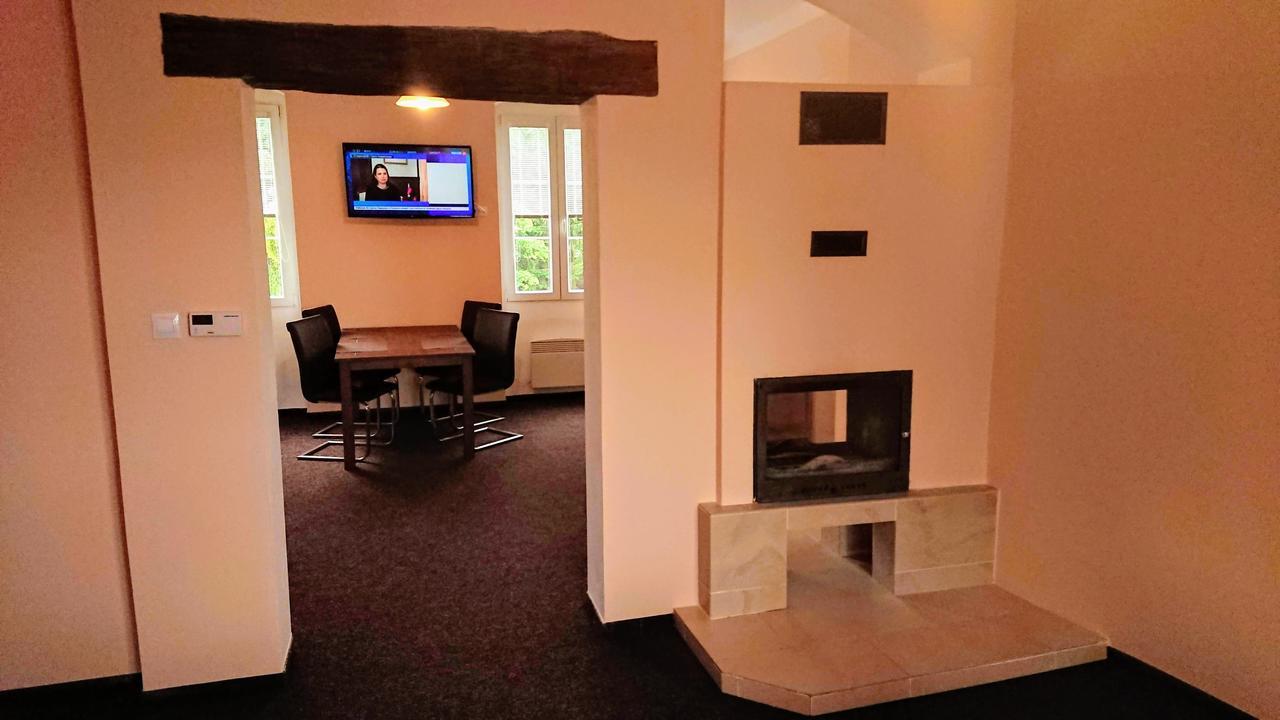 Apartmány - Na Staré radnici - Karlovy Vary Esterno foto