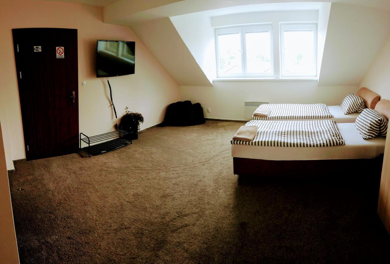 Apartmány - Na Staré radnici - Karlovy Vary Esterno foto