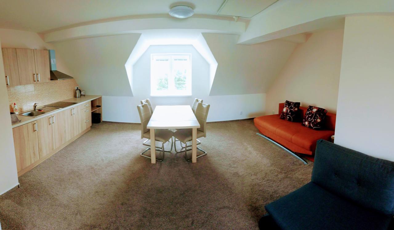 Apartmány - Na Staré radnici - Karlovy Vary Esterno foto